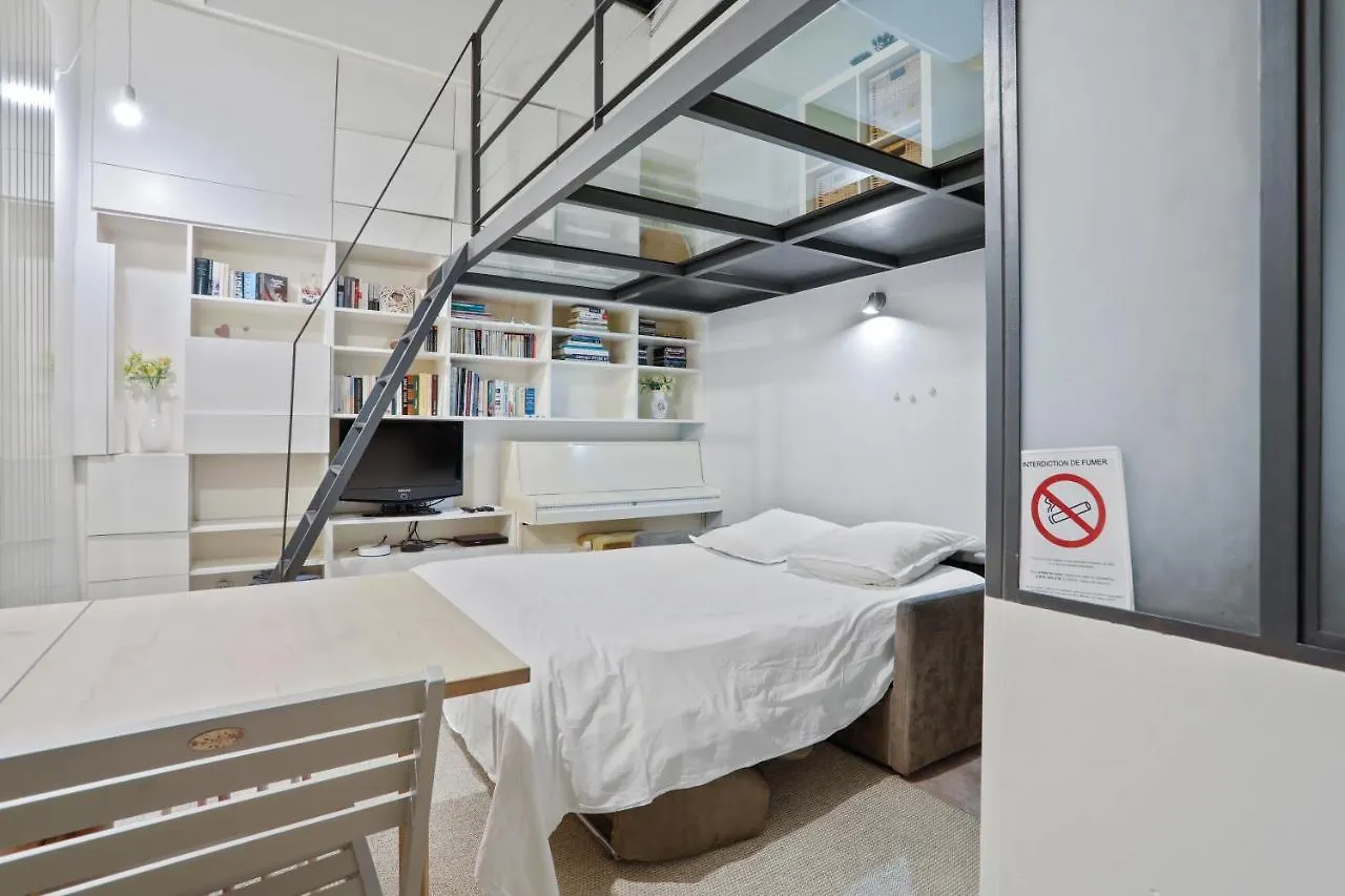 Atelier D'Artiste 3 Personnes Quartier St Placide By Weekome Paris Apartment